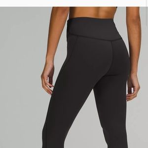 Never worn lululemon black leggings